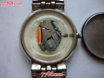 品鑒收藏 48元解鎖羅西尼男士超薄石英表的雅致與精準(zhǔn)